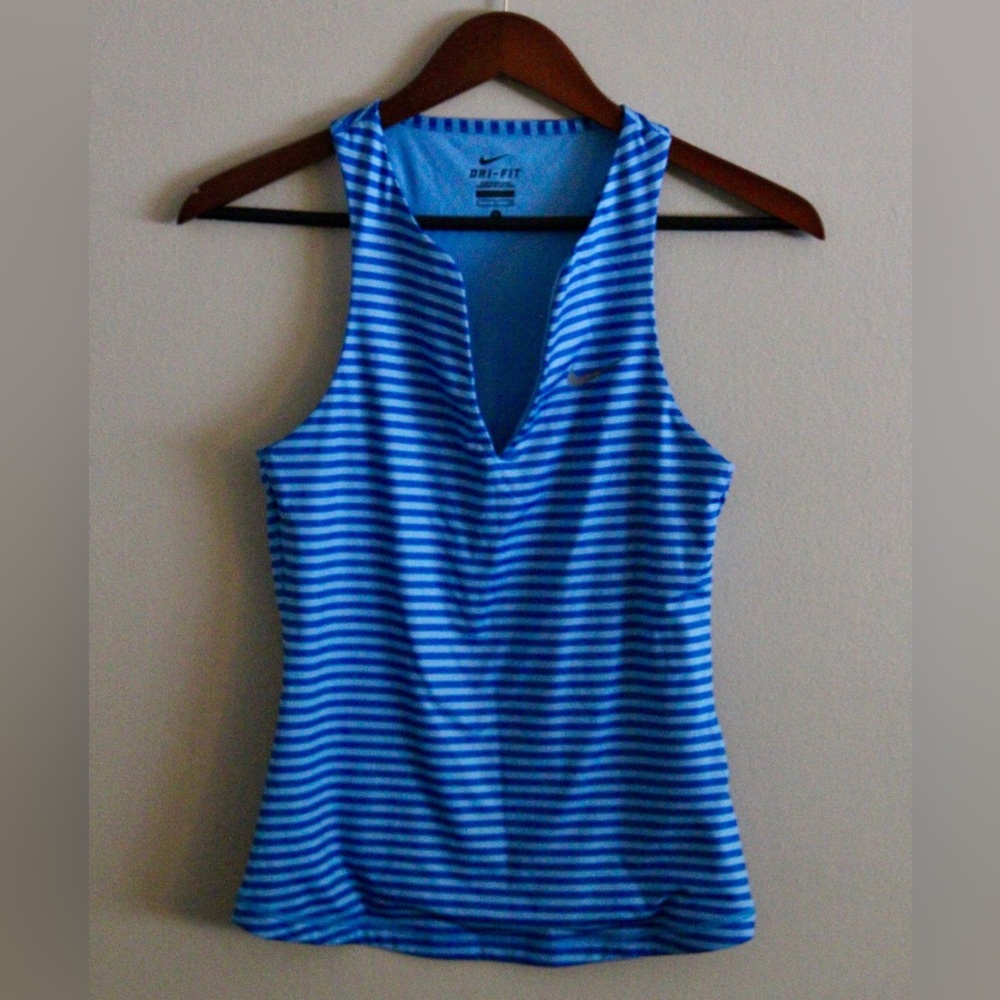 Nike Dry-Fit striped top - size: small